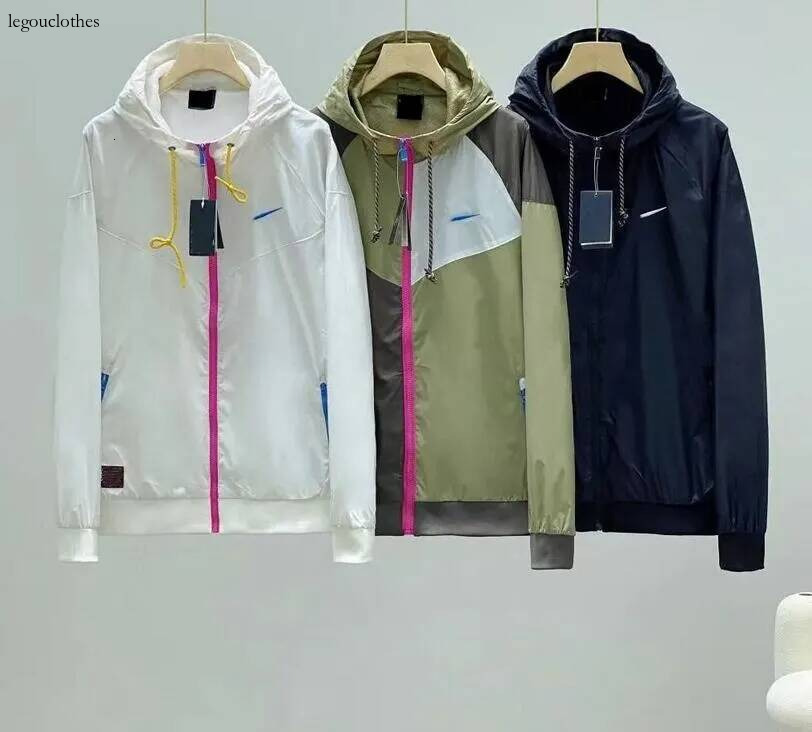 Fashionable Hooded Jacket Windproof Waterproof Sportswear Lightweight Sport Gym Running Jackets Designer Thin Dry Sun Protection UV Outwear
