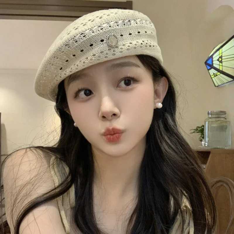 Korean Version Retro Hollow-Out Berets Solid Color Thin Breathable Beret for Women Summer Artistic Versatile Face-Slimming Painter Hat N260919