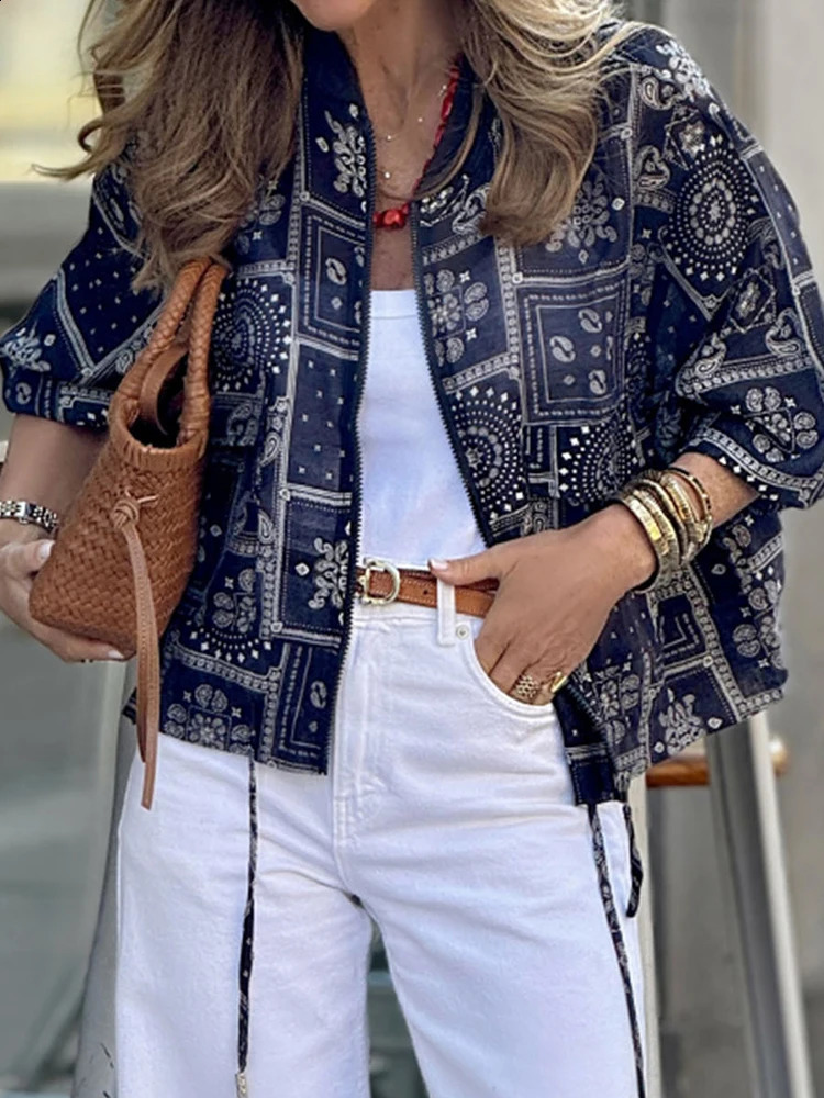 Women Spring Summer 2026 Short Outerwear Long Sleeve Fashion Sequins Loungewear Jackets ONeck Zipper Ladies Coats Streetwear 260918