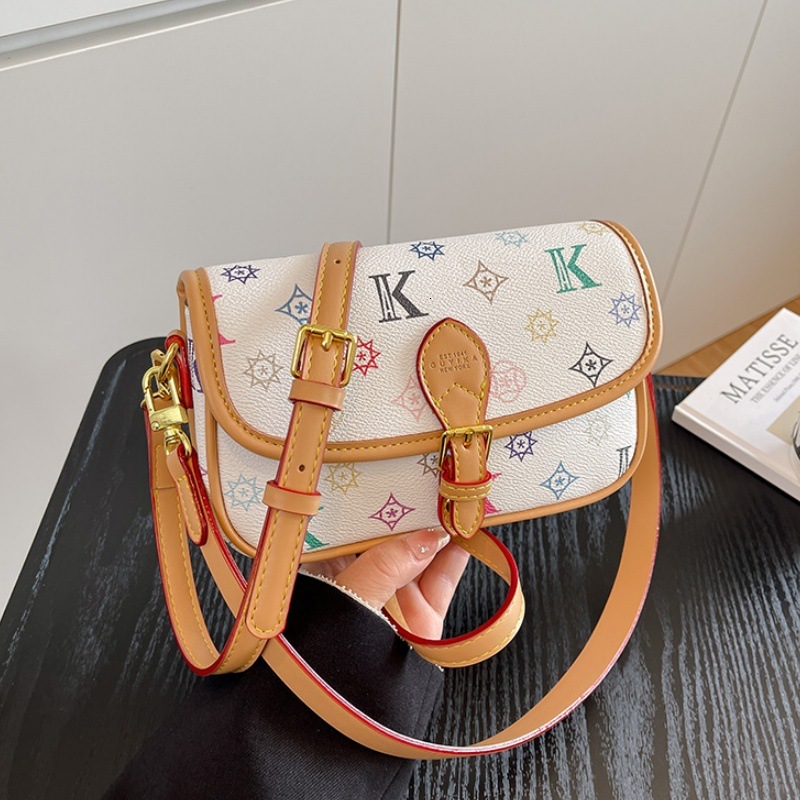 Luxury Brand Designer High-end Bag For Women, 2025 New Style, Fashionable Retro Floral Small Square Bag, Versatile And Lightweight Single Shoulder C