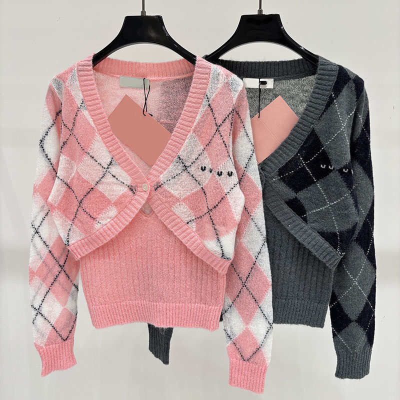 Sweet Korean Argyle Knit Tops Women Fake Two Piece V Neck Long Sleeve Tees Autumn Girlish Dating Slim Fit Knitted Pullovers for Women