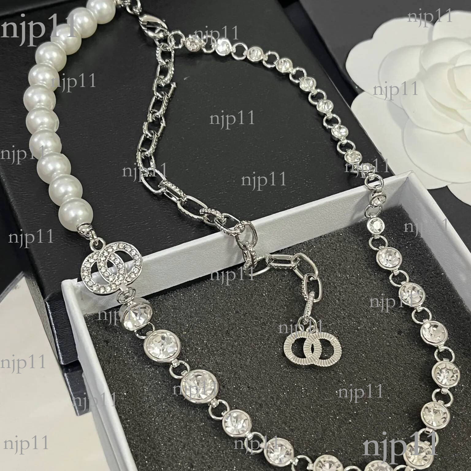 Designer Studded Pearl Asymmetrical Full Diamond Luxury Chain Fashionable And High End Women s Jewelry Love Gift Charm Choker Necklace