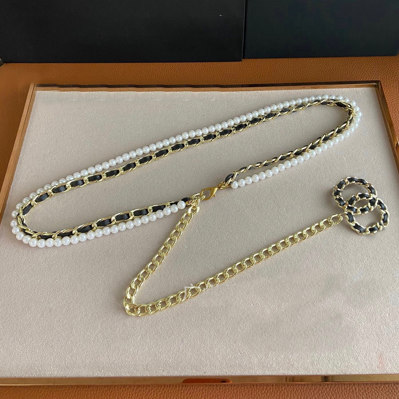 Fashion Belts For Women Designer Double Strands Pearl Belts Women's Waist Chain Letter Chain Belt High-End Dresses Sweaters Chains Belts