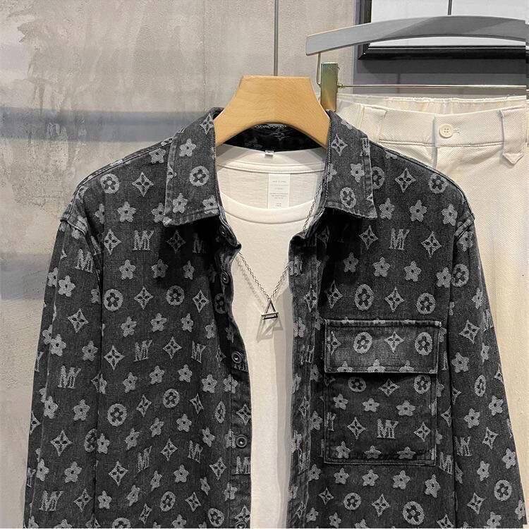 American-style retro checkered denim jacket for men, trendy on Instagram, with a unique design, a little niche, for autumn, a youth-oriented denim g