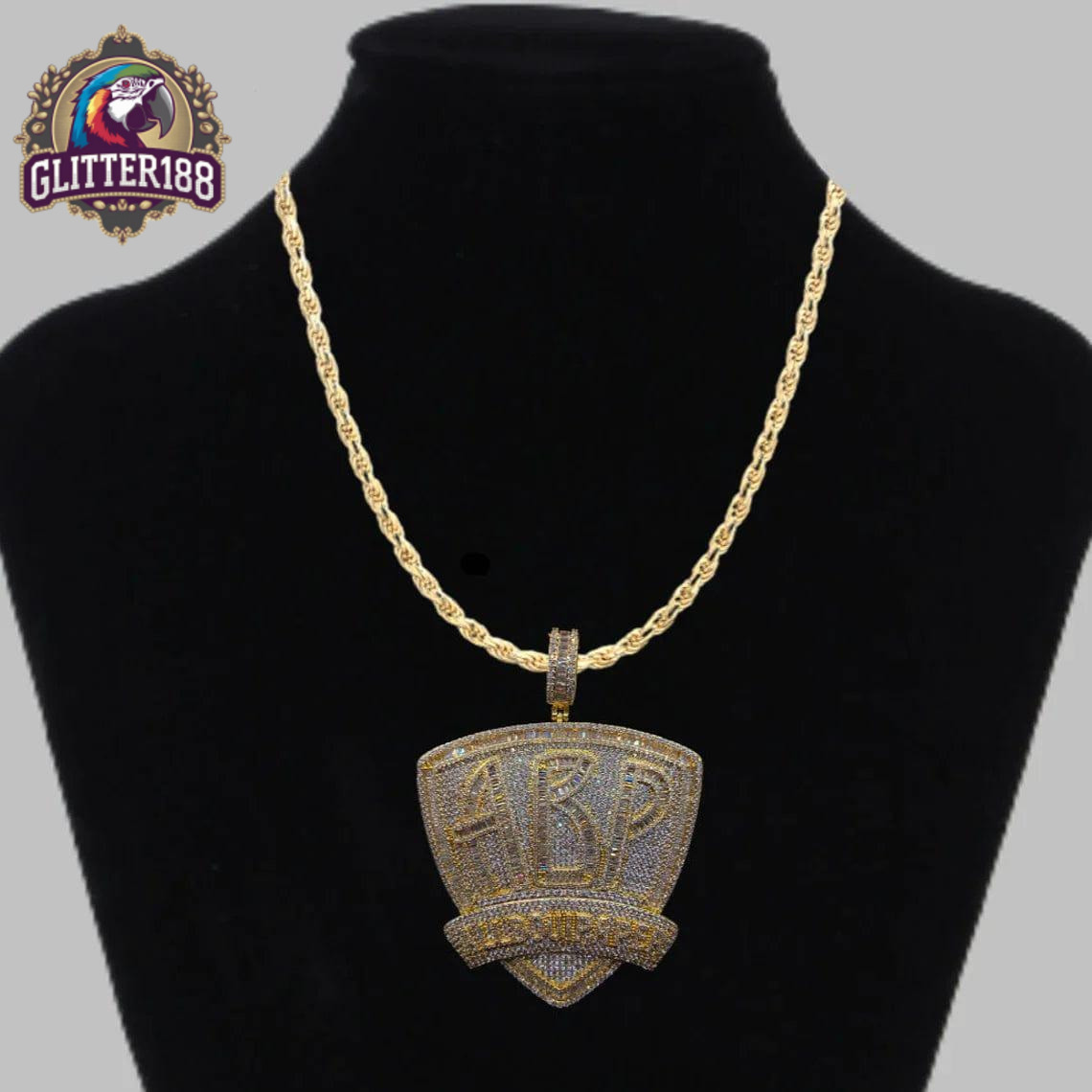 Luxury Solid Gold Moissanite Pendant Necklace Classic Style Hip Hop Jewelry Gift Collection