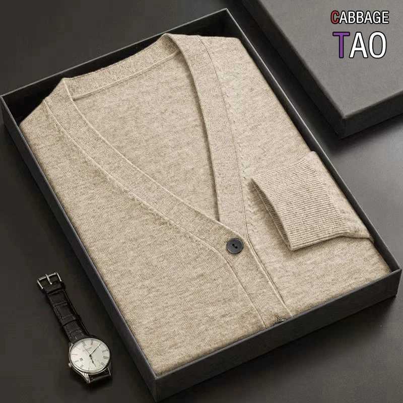 Mens New V-Neck Knitted Cardigan Long Slve Button Down Sweater Coat Solid Color Lightweight Thick Warm Winter Outerwear Q260921