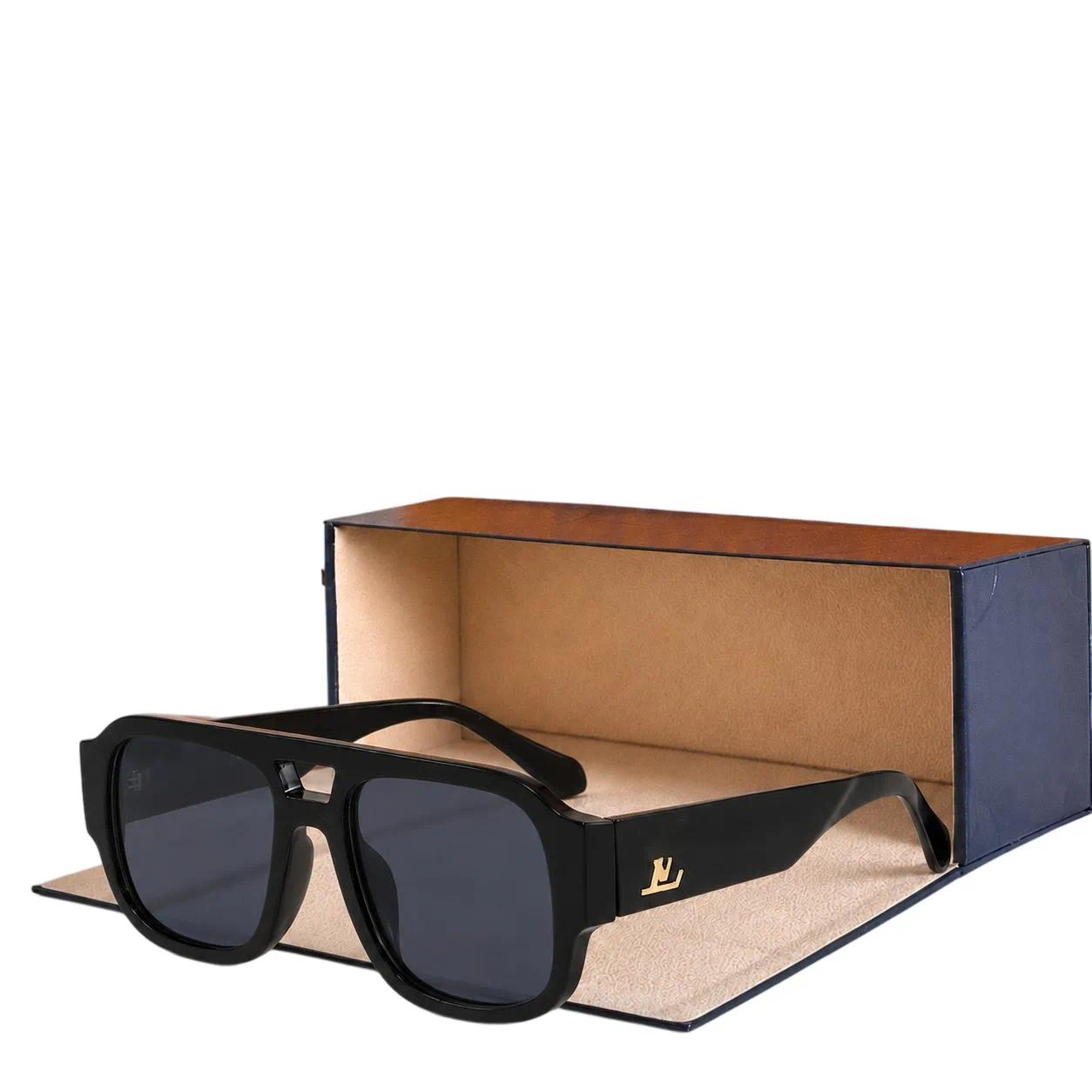 Designer Sunglasses Men Sunglass Designers Women Glasses Occhiali Da Sole Classic High Quality Oversized Frames With Metal Lettering Outdoor Sunshad