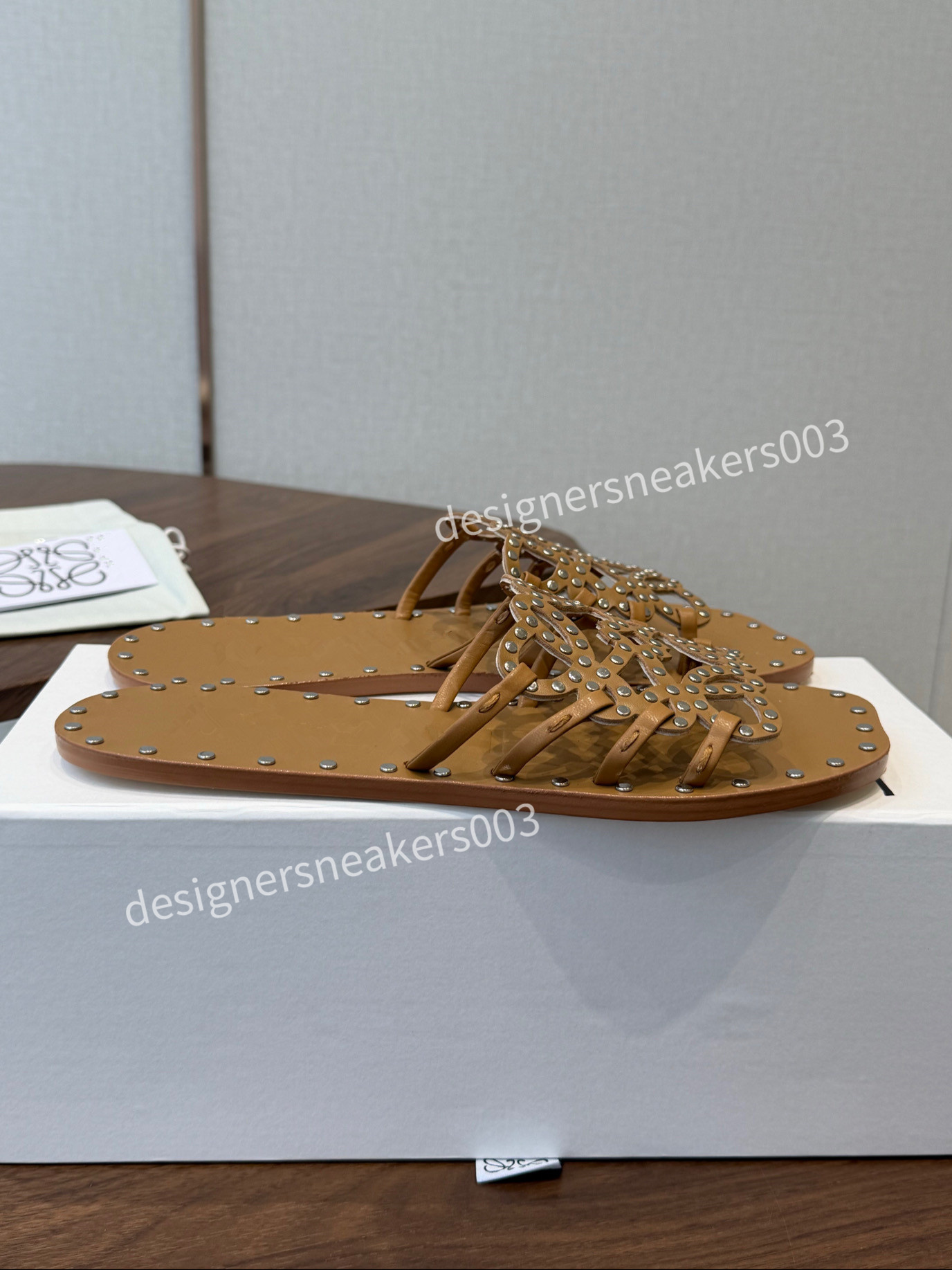 2026 Summer New Fashion Versatile Flat Sandals For Womens Outdoor Luxury Designer Sandals Casual Vacation Beach Slippers 35-42 SJ26082788