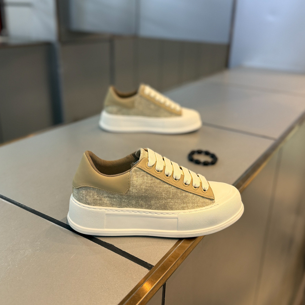 Spring New Casual Casual shoes Versatile Sole Trendy Cool Trend Internet Celebrity Men's Light Luxury High-end Street Designer shoes Style Shoe