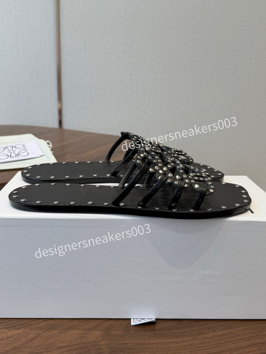 2026 Summer New Fashion Versatile Flat Sandals For Womens Outdoor Luxury Designer Sandals Casual Vacation Beach Slippers size 35-42 SJ26082788
