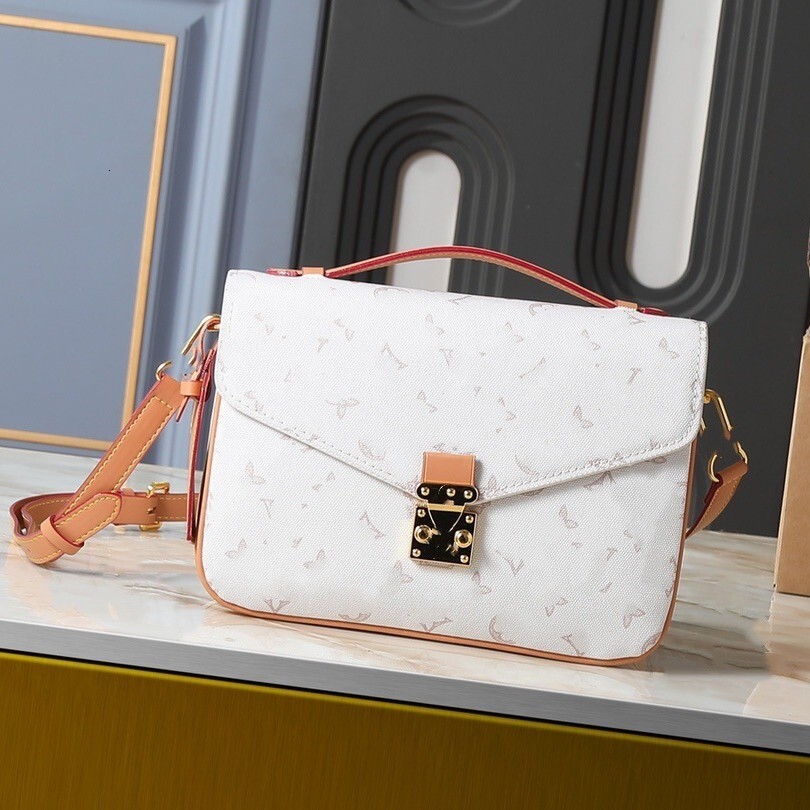 m44875 Luxurious designer bag 2026 New Model Monogram Chain Messenger Handheld Single-Shoulder Crossbody Lock Clasp Women's Bag, Direct from Ma