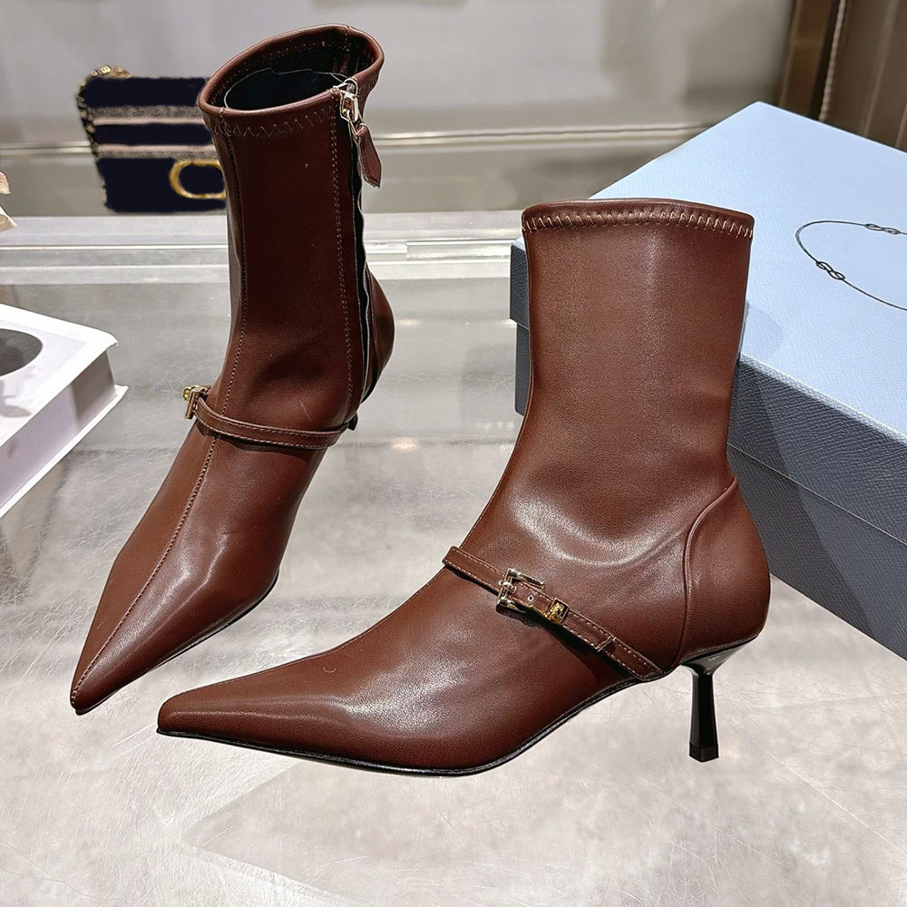 Botines de cuero de napa elásticos Botas de tobillo de diseñador de lujo 1U648O Moda Refinada Elegante Bota para mujer Estilo retro Marca Otoño Invi