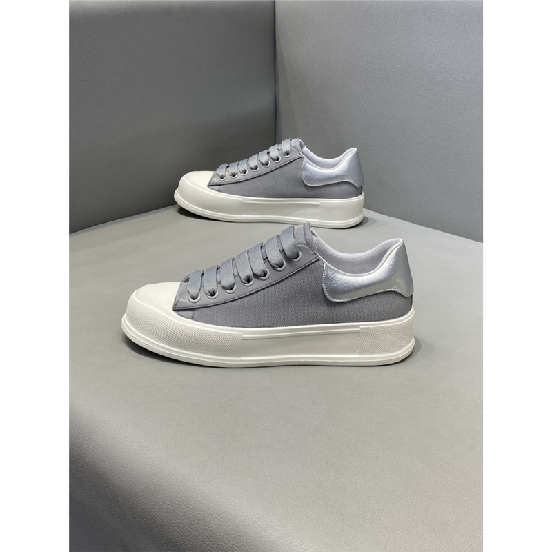 2025 Summer New Designer shoes Casual shoes Style Thick-Soled Lightweight Casual Breathable Canvas Shoes Men's Low-Top Sneakers