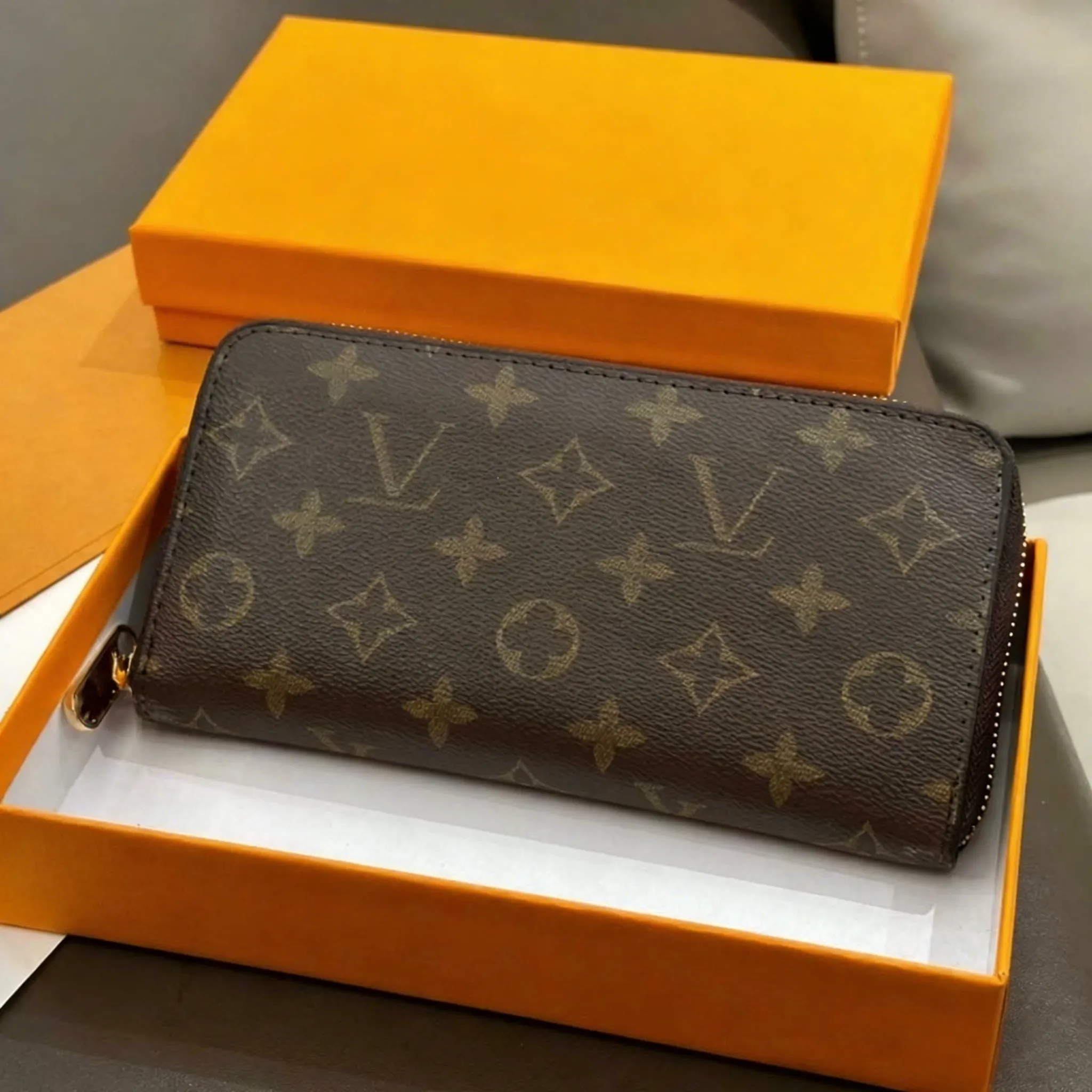 Top Designers ZIPPY WALLET High Quality Soft Leather Mens Womens Iconic textured Fashion Long Zipper Wallets Coin Purse Card Case Holder Wih Box Dus