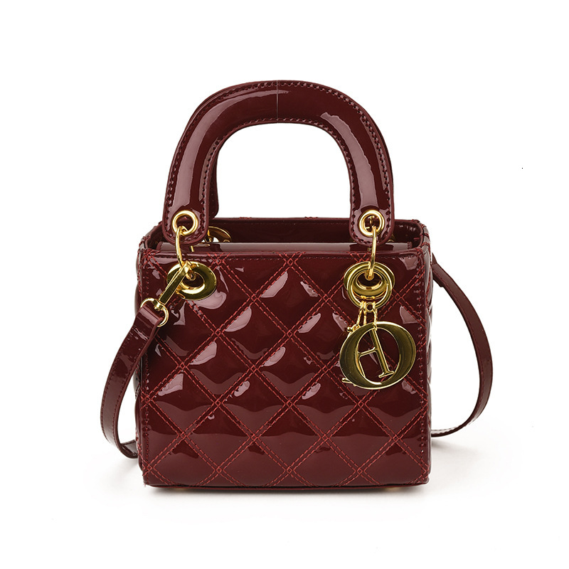 Designer Free Shipping Diamond Pattern Women's Small Bag 2026 Autumn And Winter New Handbag, Fashionable Shoulder Crossbody Bag, Dinner Bag