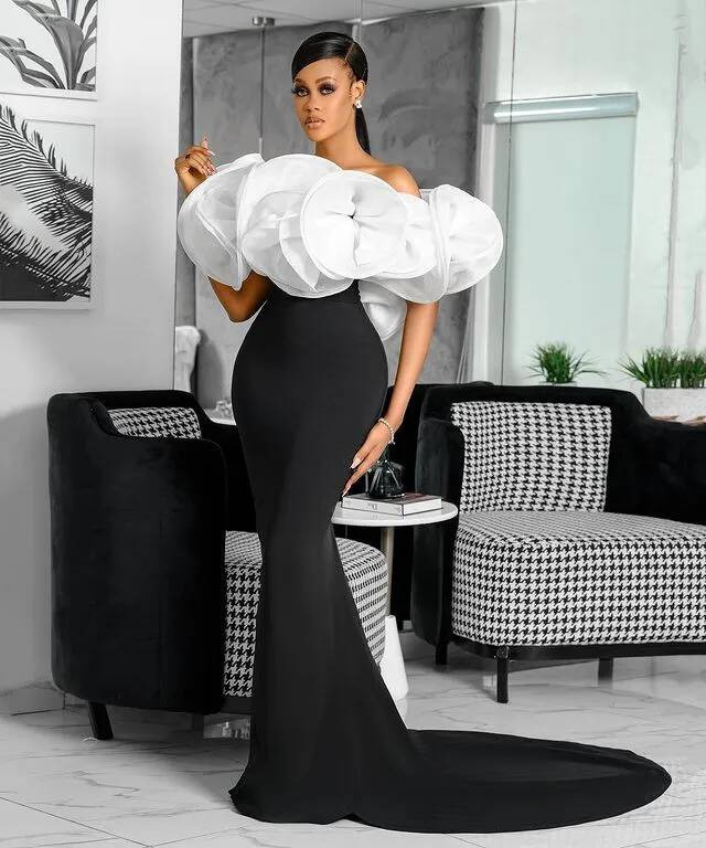 Plus Size Black Satin Mermaid Prom Evening Dress Strapless Formal Party Gown for Arabic Aso Ebi Second Reception Wears