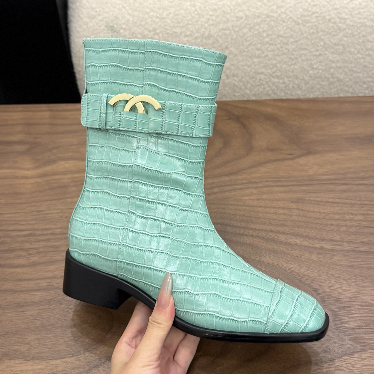 Boot Shoe Luxury Designer Womens Leather Black White Red Beige Knee High Tall Heel Block Low Belt Buckle Classic Fashion Brand Quality Genuine Winte