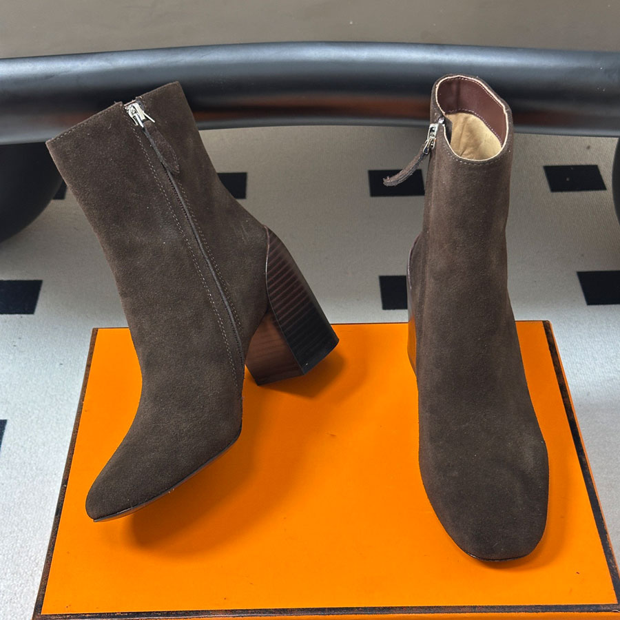 top quality Simple suede Trendy Chunky Block heels slip on Ankle Boots Fashion boots Casual Knight Western Boots Luxury designer boots for womens Br