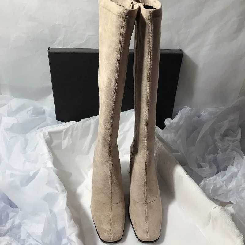 Nuevas botas altas informales de gamuza a la moda para mujer 2025, botas de mujer de diseñador de marca, botas a media pantorrilla de tacón grueso d