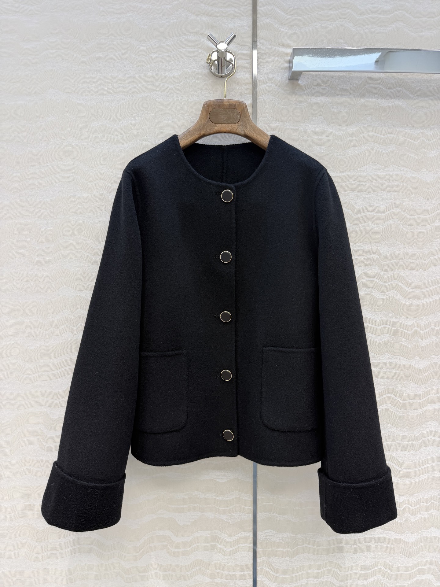 Milan Runway Coats 2026 New Autumn Winter O Neck Long Sleeve Fashion Designer Women Jackets Brand Same Style Tops 0921-5