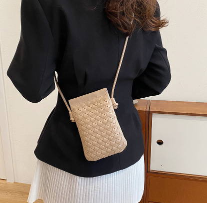 Vintage Hand Woven Cell Phone Purse for Ladies, Thin Strap Vertical Crossbody Bag, Fashion Woven PU Leather Mini Shoulder Handbag 121212