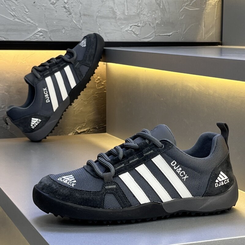 2025 summer new model breathable mesh men's Designer shoes flat comfortable Casual shoes trendy versatile sports casual shoes