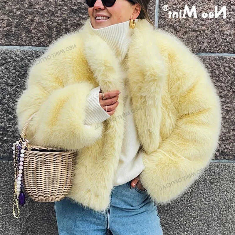 Winter 2024 Women Yellow Faux Fur Jacket Chic s Fashion Streetwear Thicken War Stand Collar Fur Coat Outerwear D260921