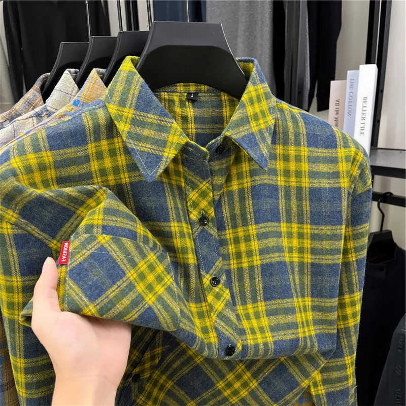 Long Men's Casual Shirts Mens Retro Plaid Flannel Button Down Shirts Tartan Grid Pattern Relaxed Fit Brushed Fabric Tops For Holiday Outdoor We