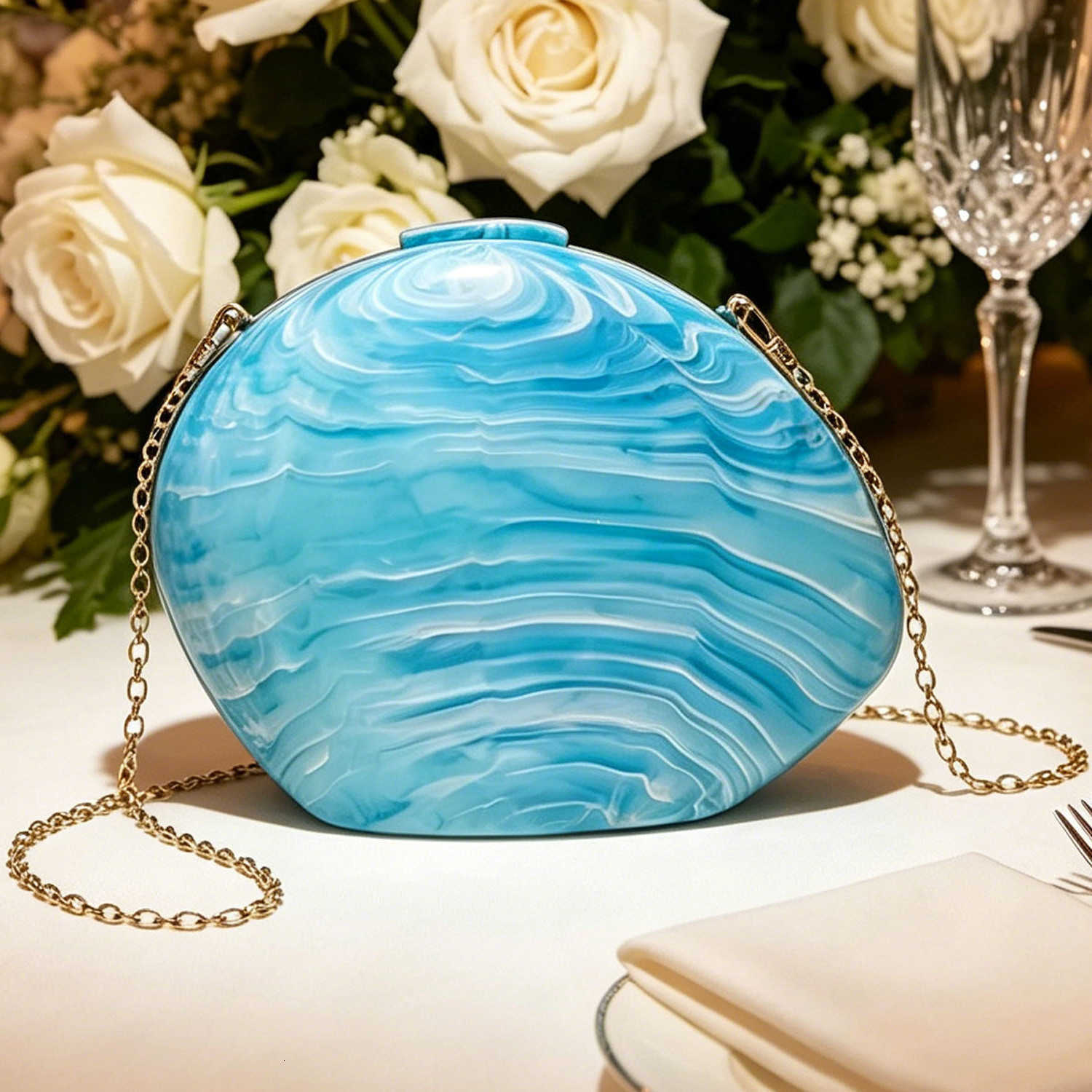 Party Evening Wedding Bags Women's Evening Bag Stylish and Elegant Shell Striped Shoulder Bag High-Quality Acrylic clutch D260922