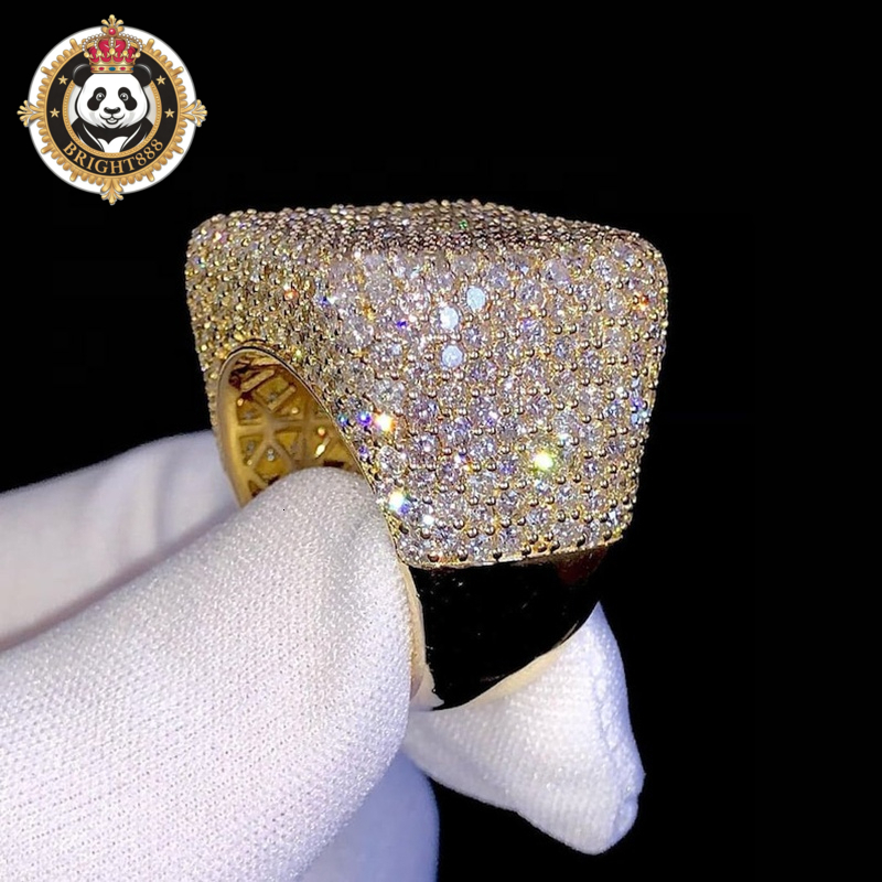 Hip Hop Jewelry Luxury 14K Gold Plated Solid 925 Sterling Silver Iced Out Paved VVS Moissanite Diamond Ring for Men Women Party