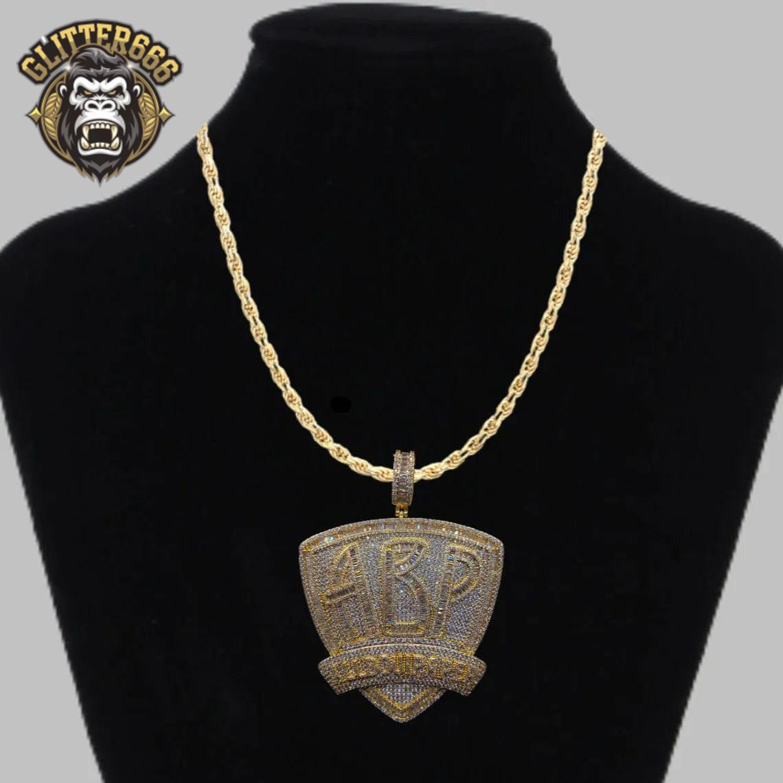 Luxury Solid Gold Moissanite Pendant Necklace Classic Style Hip Hop Jewelry Gift Collection