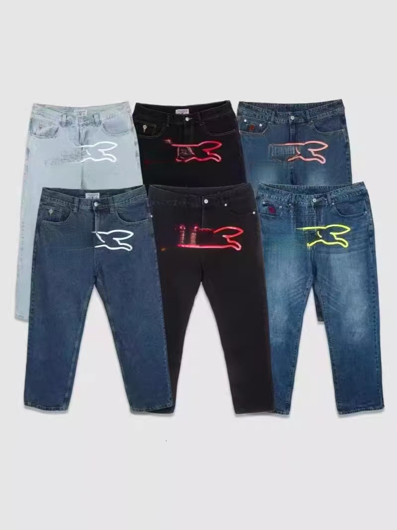 Designer Mens Baggy Jeans Flying Dog Pattern Print Denim Shorts High Street Hip Hop Vintage Washed Jeans Women 2026
