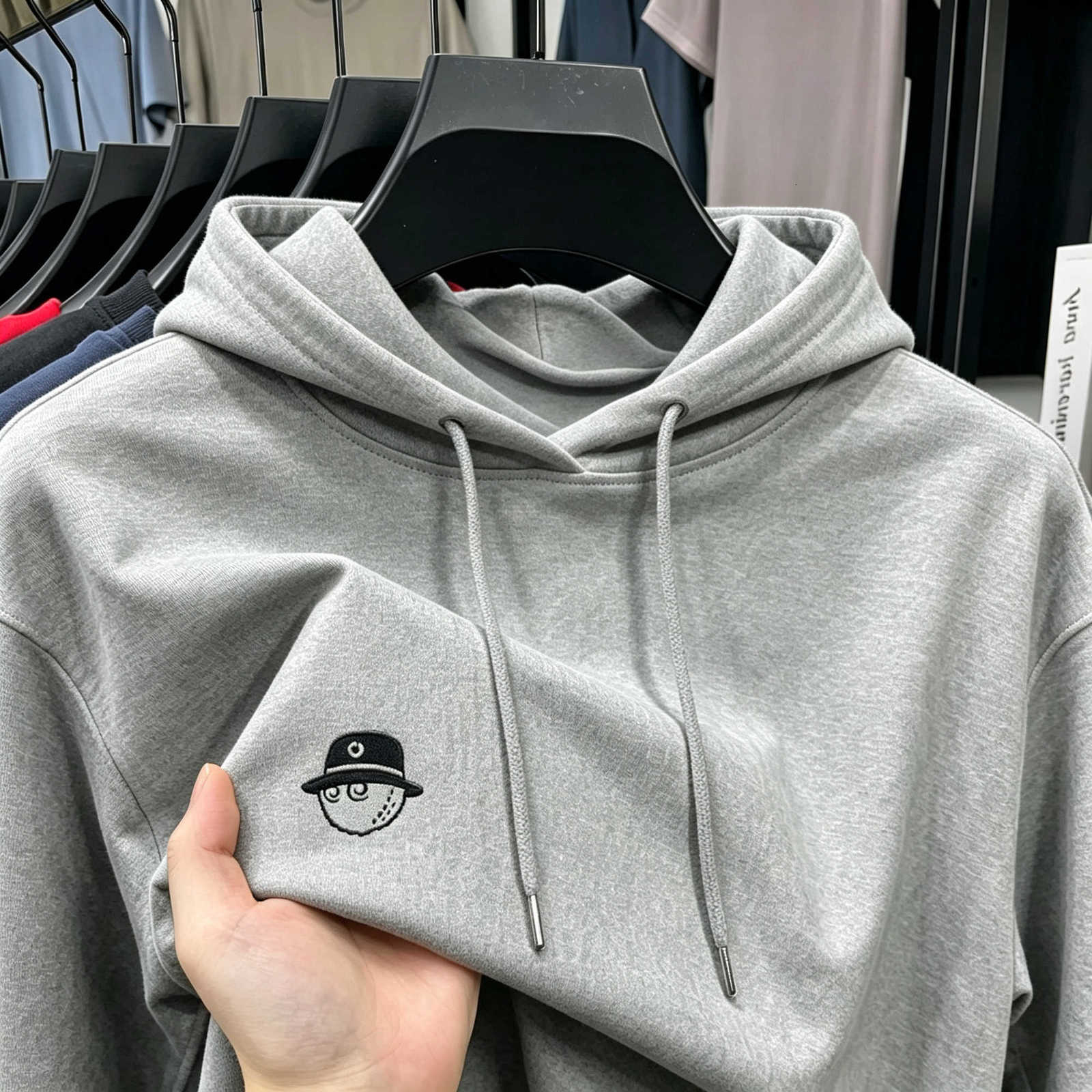 Quality Men's Hoodies Sweatshirts High Men Hooded Sweatshirt Embroidery Pattern Long sleeve Hoodie Fashion Sport Casual Menswear Autumn Winter
