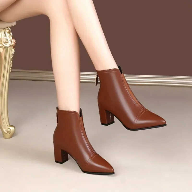 Nuevas botas de primavera/verano para mujer, botines de tacón bajo para mujer, zapatos cómodos con plataforma para mamá H260921