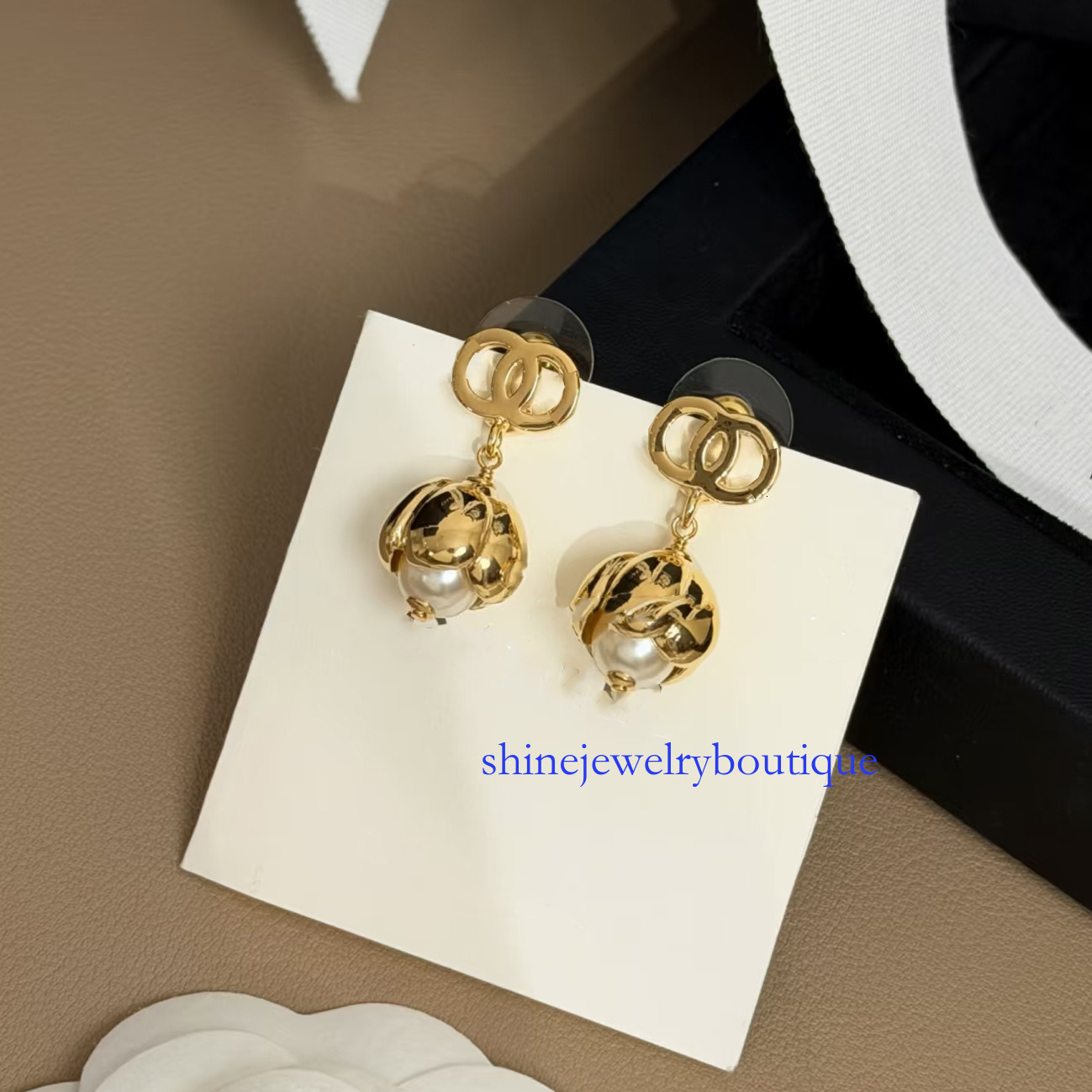cc earrings Flower Pendant Earrings for Women style Light Fashion Stud Earrings Unique Ear Accessories