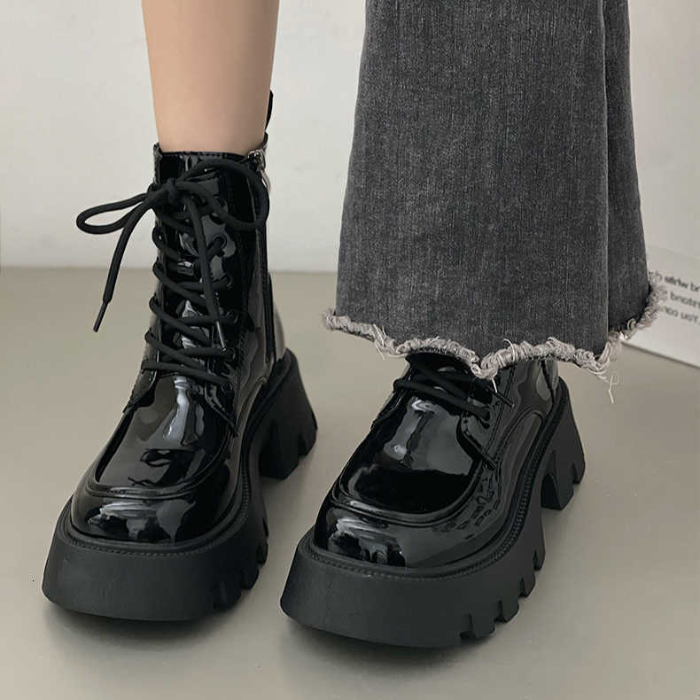 Botas de motocicleta para Mujer, Botas nuevas de invierno de charol minimalista Punk, zapatos góticos para Mujer, botines con plataforma de felpa, B