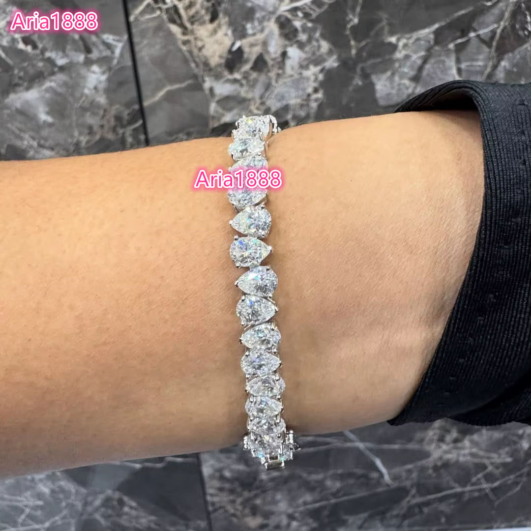 2026Fashion design pear bracelet VVS moissanite diamond Gold plated 925 sterling sliver GRA certificate Pass diamond tester Unisex