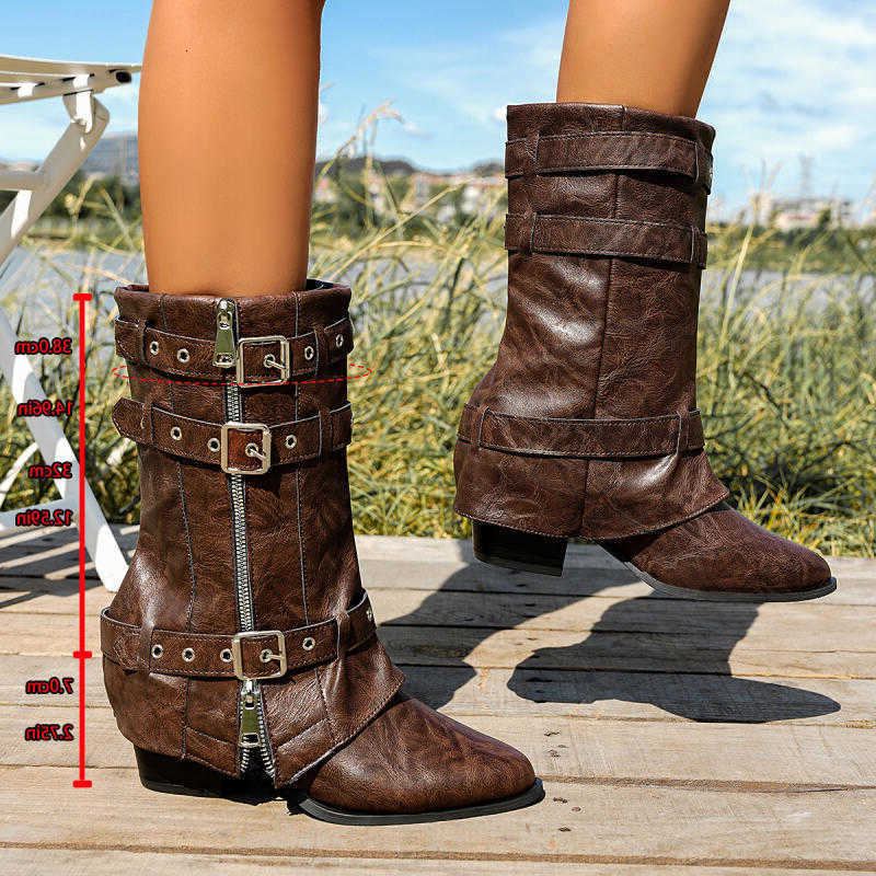 Botas occidentales Botas de vaquero de tacón alto vintage Mujeres 2025 Invierno Punk Cinturón de metal Botas de tobillo Tallas grandes Botines corto