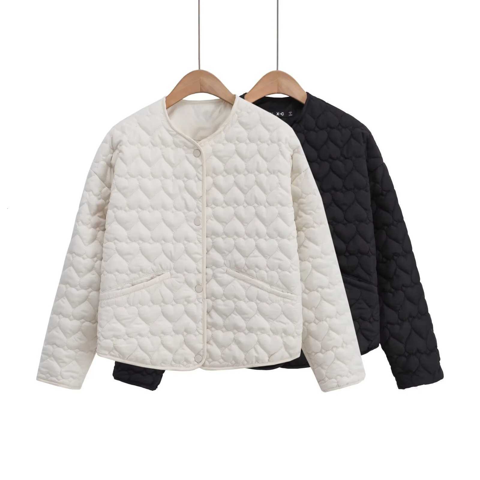 Jackets 2024 Autumn New Women's Fashionable Loose Leisure Versatile Commuter Heart shaped Quilted Cotton Jacket for Women C260921