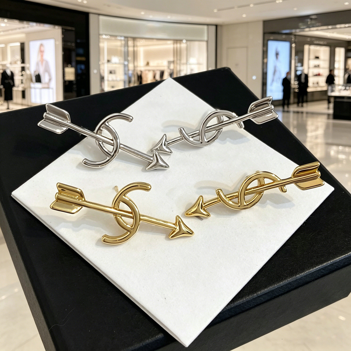 designer 26S high-end gold silver cupid arrow earrings, classic and versatile design with a touch of luxury, perfect for cross-border sales