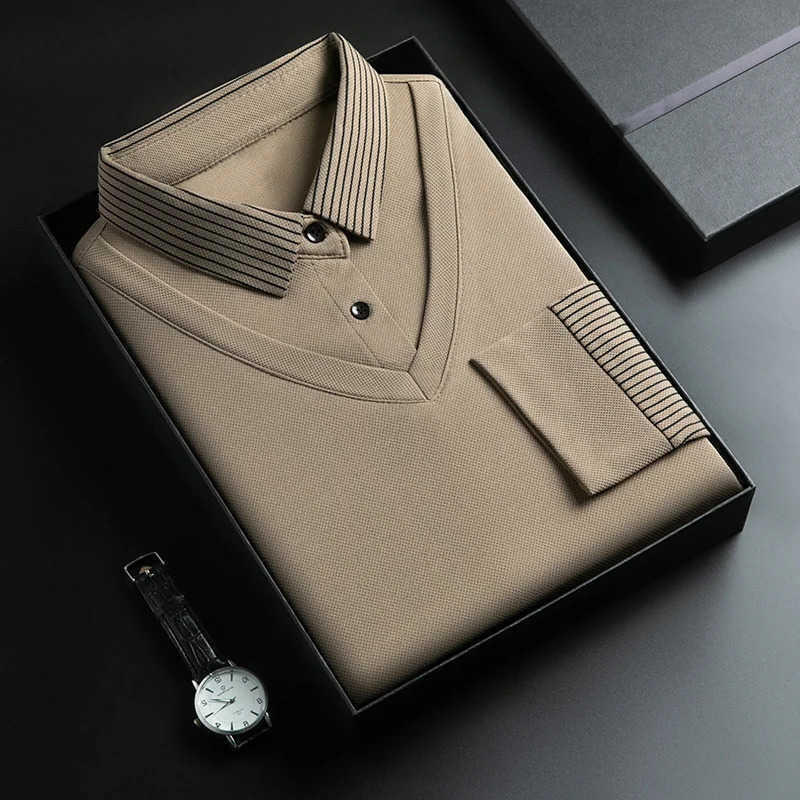 20256 Men's Casual New Shirts Men's Casual and Fashionable Long Sleeved Solid Color Fake Two-piece Polo Shirt Business All Season Versatil