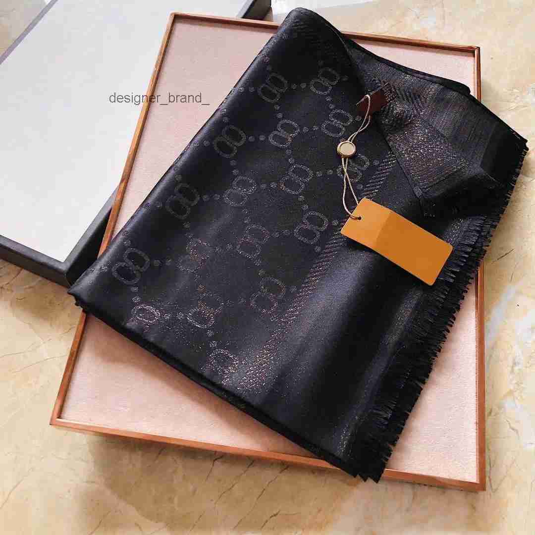 Designer Cashmere Scarves Womens Long Wraps Women Silk Warmth High Quality Classic Casual Cargo Wintertime Scarf