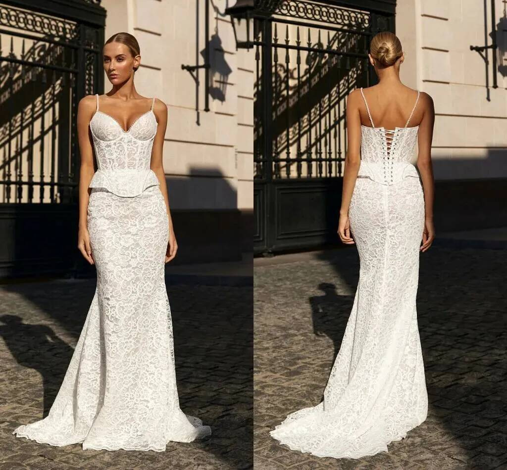 Customized Retro Basque Waist Mermaid Wedding Dress Full Lace Spaghetti Straps Sleeveless Boho Garden Bridal Gowns Bd916