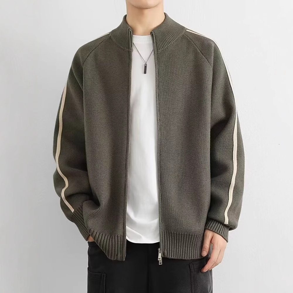 Mens Designer Jacket Luxurious High-end Winter Knitted Cardigan Top Warm Thick Comfortable Soft Fashionable Brand Stand Collar Premium Fabric