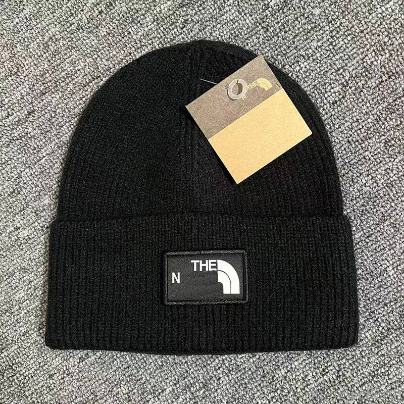 Winter knitted luxury beanie designer cap dressy autumn hats for men skull outdoor womens cappelli travel skiing wholesale Knitted hat hot classic B
