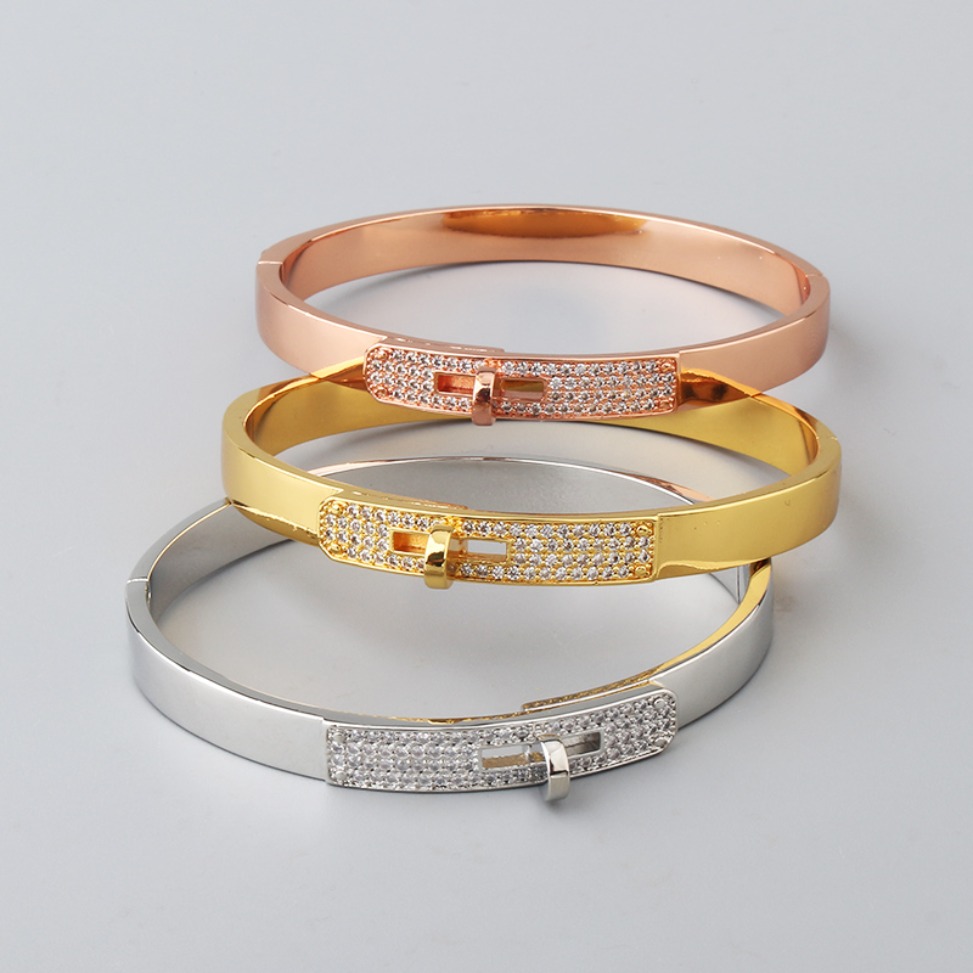 Designer Gold Plated Bangle Bracelet Paved Clear Rhinestone Buckle Style Elegant Womens Fashion Jewelry Gift for Daily Wear Party Occasions