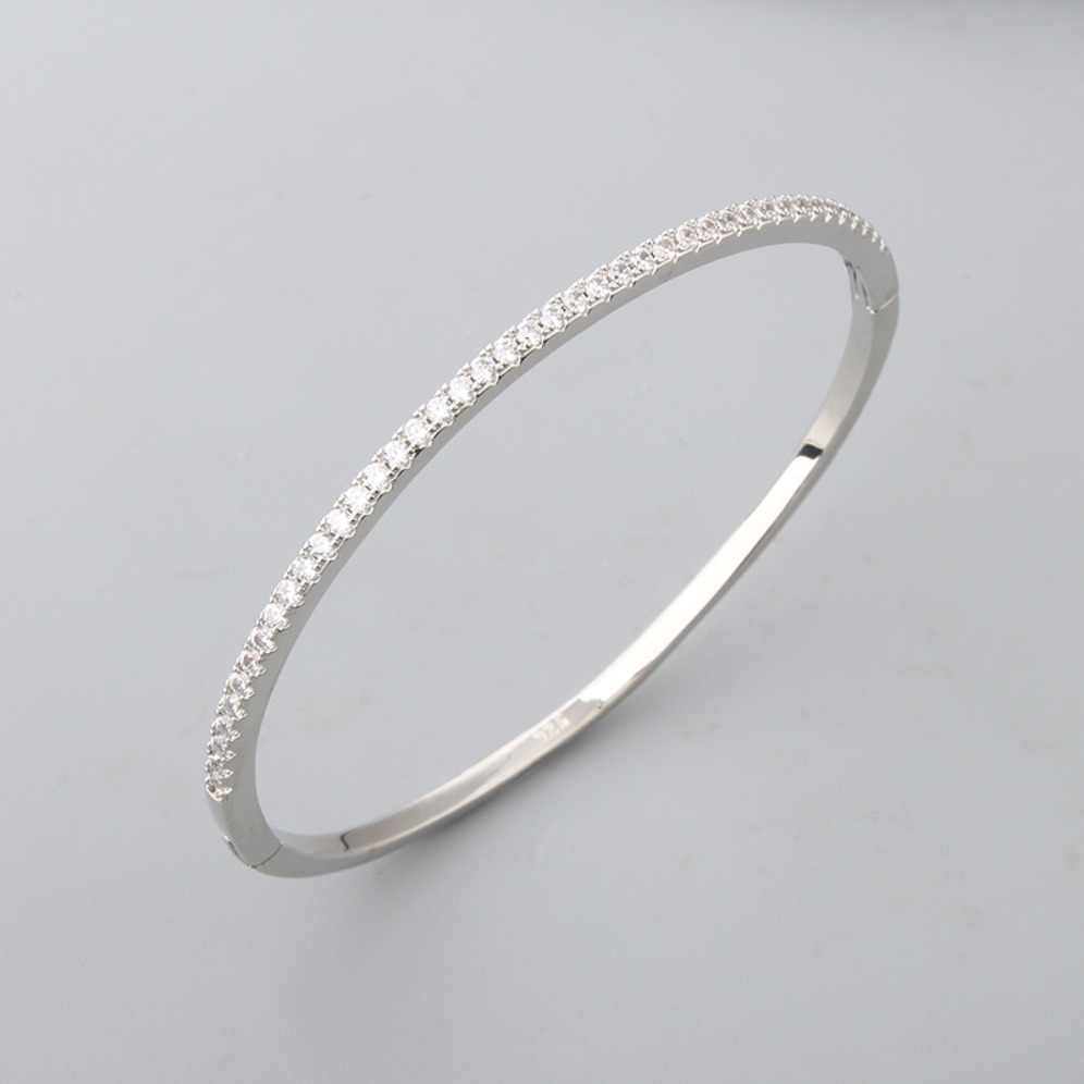 Designer Thin Gold Bangle Paved Shiny Cubic Zirconia Elegant Minimalist Women Fashion Jewelry Stackable Bracelet Gifts