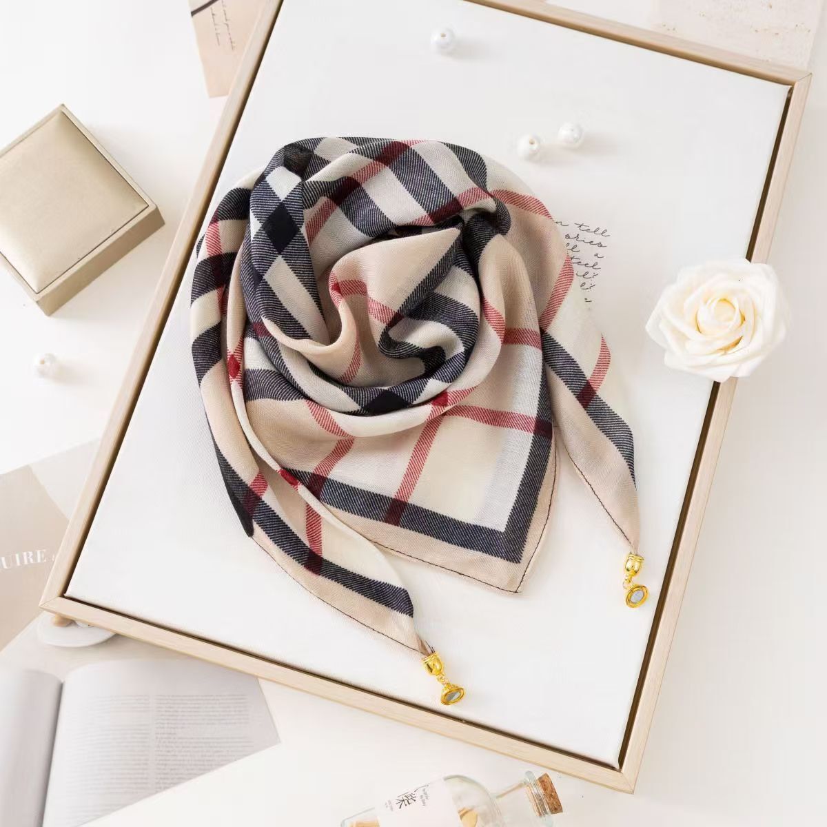 Deigner Women Square Silk Scarf Magnetic Buckle Premium Soft Neck Protection Luxury Small Scarf Autumn Winter Cotton Linen Neck Warmer Brand Fahion