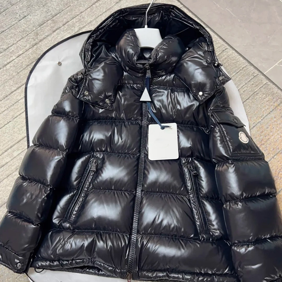Designer Down Jacket Man Parkas Coat Women Winter Jackets Fashion Style Slim Corset Thick Outfit Windbreaker Pocket Outsize Warm Men Coats Thin Dail