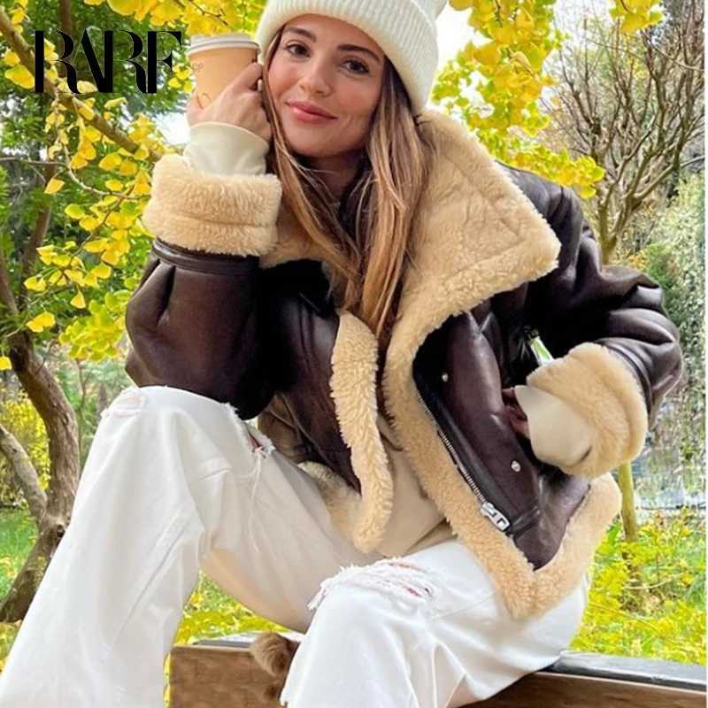 Autumn Women's Jackets 2025 New Winter Women Faux Lamb Fur Short Jacket Vintage Female Moto Biker Zipper Thick Warm Coat Fleece Outwear C260921